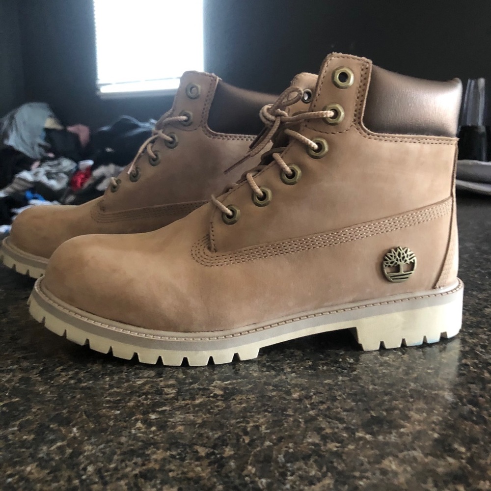 Metallic Tan Timberlands - Picture 2 of 6